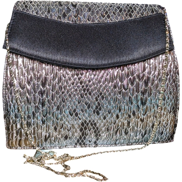 CHAMPAGNE ITALY Vintage Clutch Champagne Satin Silver - Picture 1 of 14
